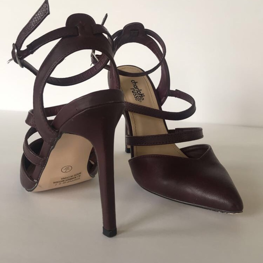 Heeled Shoe